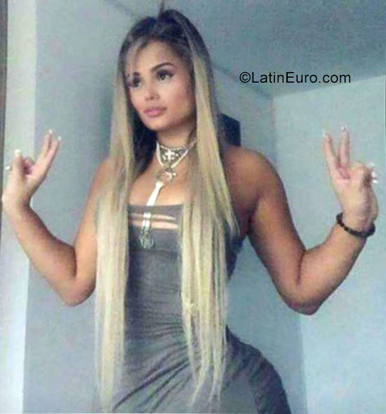 Date this lovely Colombia girl Lilo from Medellin CO22345