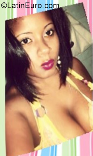 Date this attractive Dominican Republic girl Yudy from Santiago DO30412