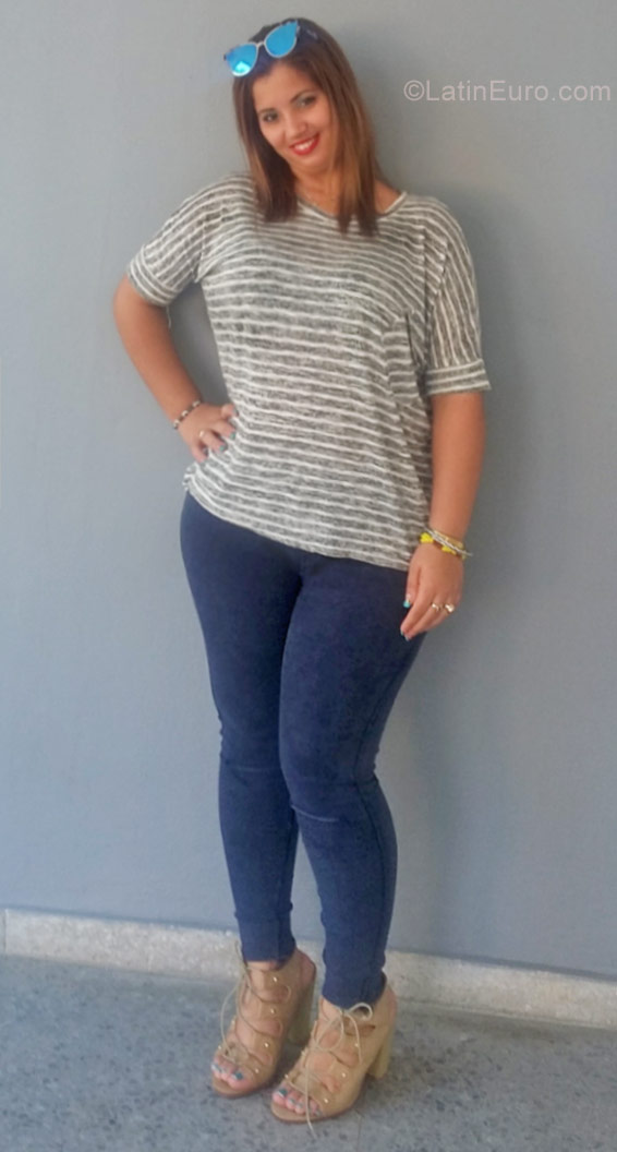 Date this cute Cuba girl Heidi from Havana CU588