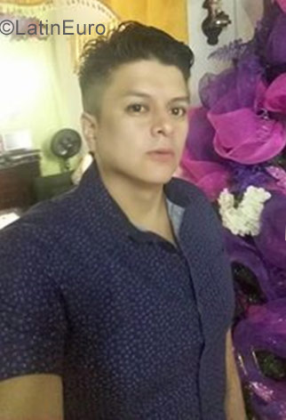Date this delightful Colombia man Nelson from Medellin CO22476