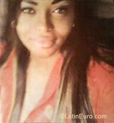Date this voluptuous Colombia girl Bresly from Medellin CO22645