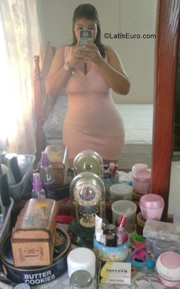 Date this lovely Dominican Republic girl Alexandra from Santigo DO32871