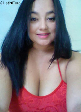 Date this charming Colombia girl Cristina from Medellin CO22782