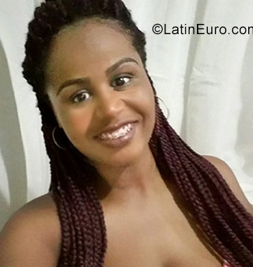 Date this cute Brazil girl Thamires from Rio de Janeiro BR10371