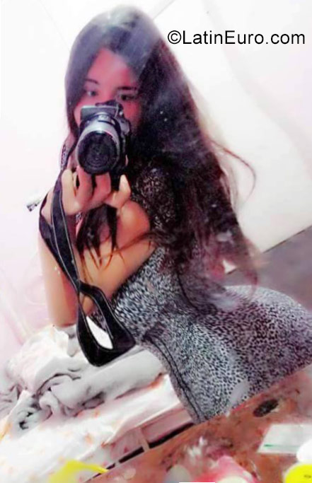 Date this passionate Colombia girl Brenda from Bogota CO22906