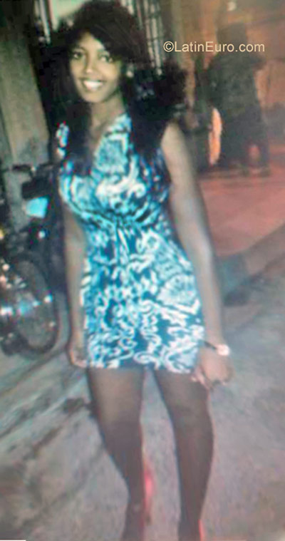 Date this exotic Dominican Republic girl Tania from San Cristobal DO30981