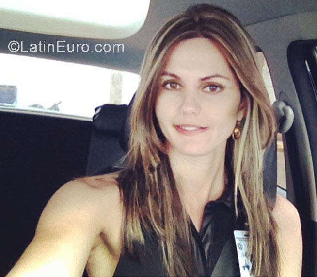 Date this lovely Venezuela girl Angelica from Bolivar VE1209