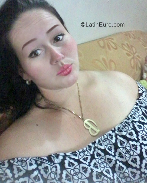 Date this attractive Venezuela girl Brisa from Caracas VE1218