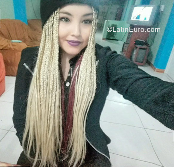 Date this exotic Peru girl Ruth from Lima PE1212