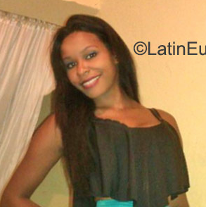 Date this young Dominican Republic girl Yinette from Santo Domingo DO39968
