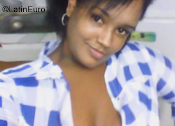 Date this exotic Cuba girl Diana from Havana CU245