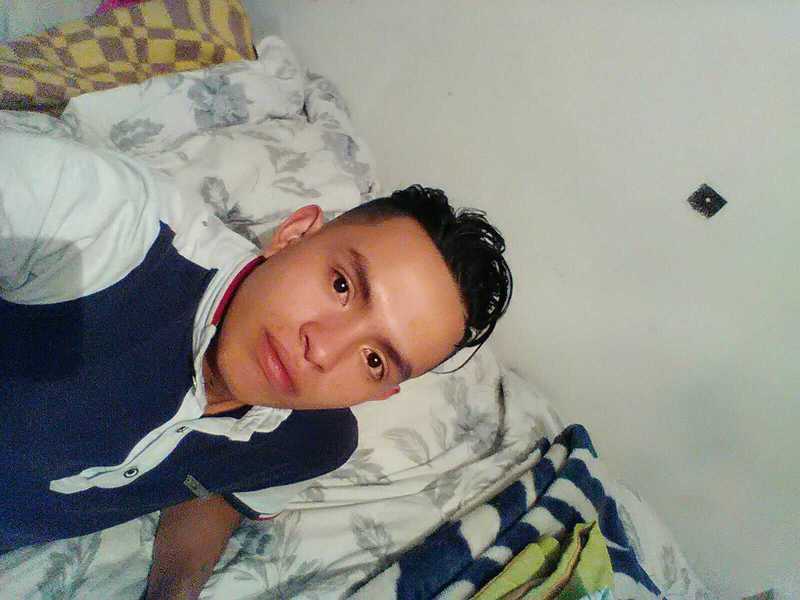 Date this pretty Colombia man Hamilton Lpez from Bogota CO23444