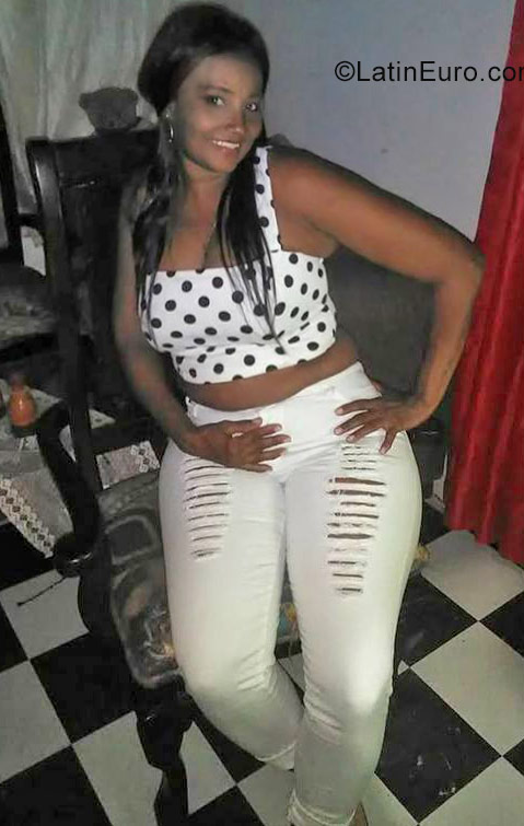 Date this sultry Dominican Republic girl Marcia from San pedro De Macoris DO31800