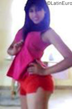 Date this hot Venezuela girl Lizbeth from Azogues VE1443