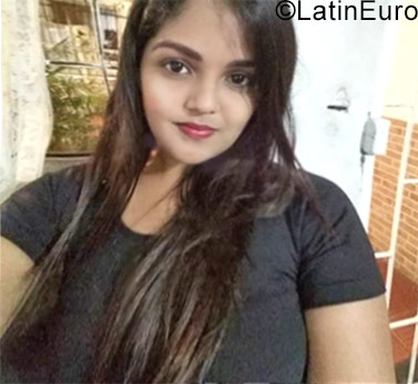 Date this lovely Colombia girl Yuri from Barranquilla CO23653