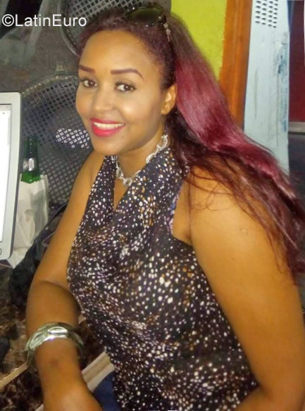 Date this good-looking Dominican Republic girl Gladys from La Romana DO32041
