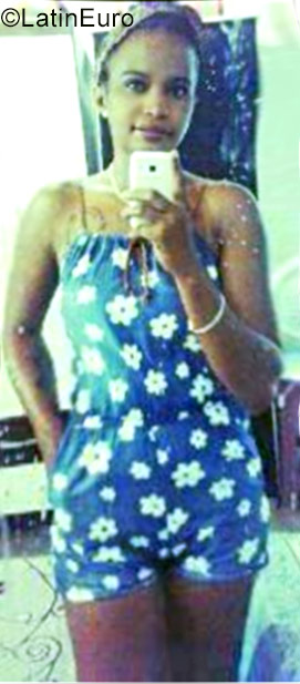 Date this delightful Brazil girl Polliana from Joao Pessoa BR10508