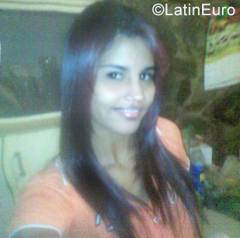 Date this stunning Venezuela girl Juilliaan from Anzoategui VE1507