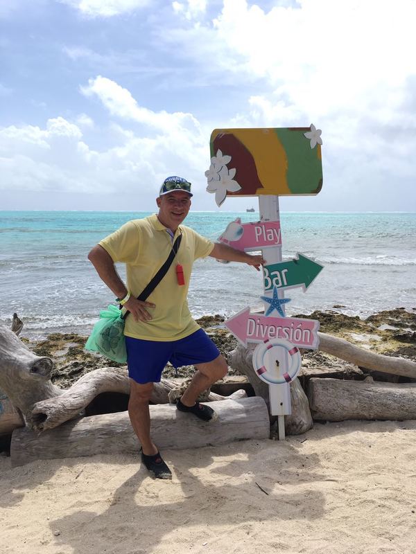 Date this cute Colombia man Frijolito from Medellin CO23689