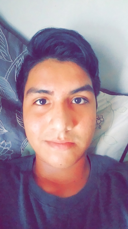 Date this young United States man Phil from Joshua US19243