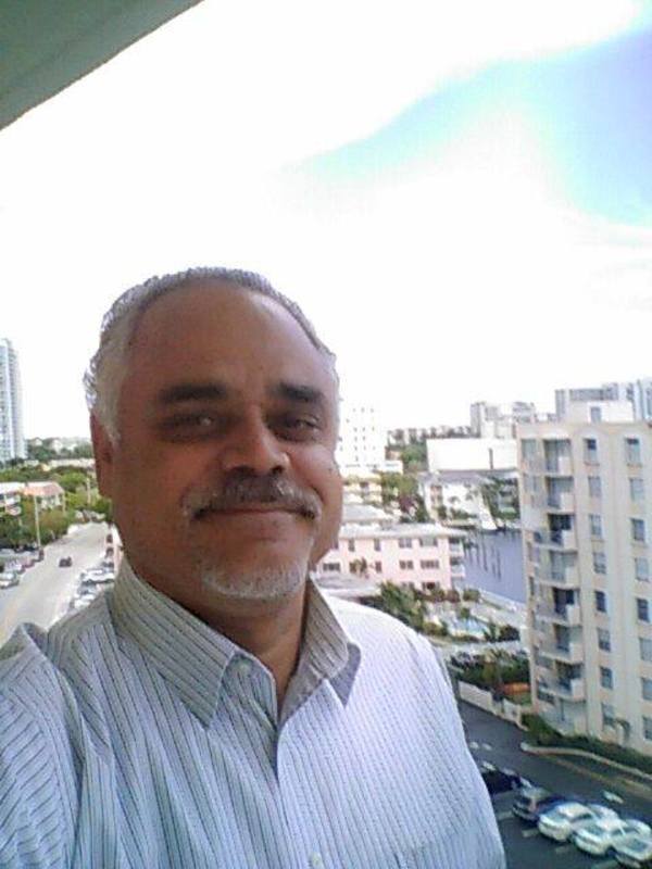 Date this happy United States man Jsanchez252 from Hollywood US19261