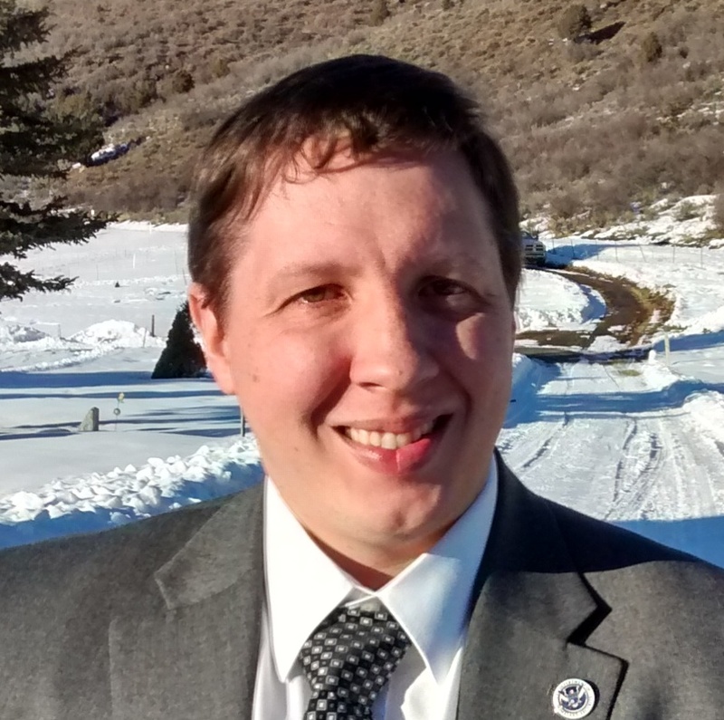 Date this pretty United States man C from Denver US19284