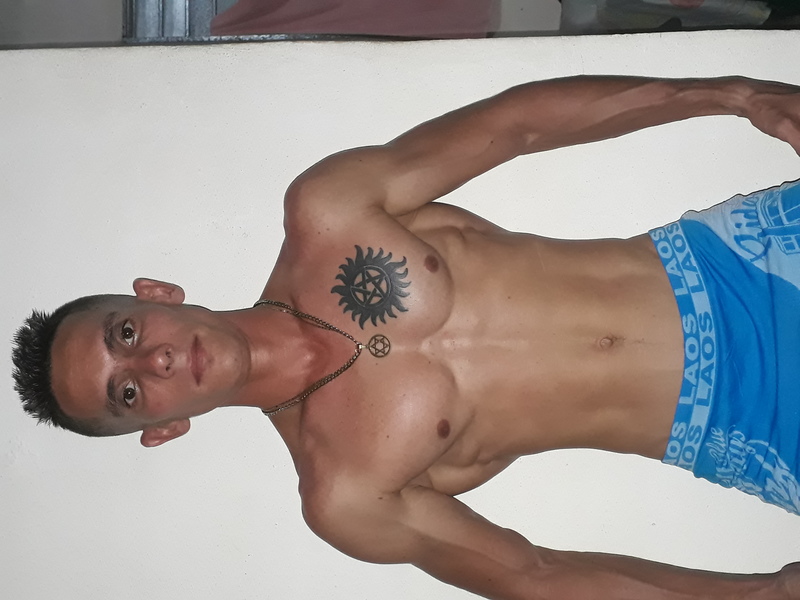 Date this young Cuba man Yosmany from Isla De La Juventud CU300