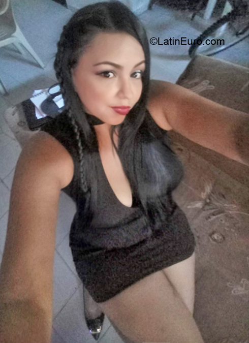 Date this athletic Colombia girl Jennifer from Cali CO23890