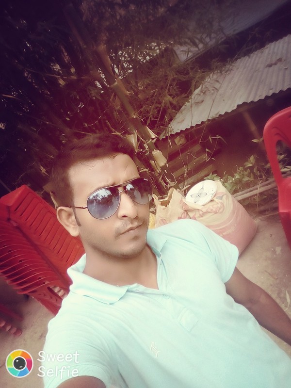 Date this gorgeous Bangladesh man Rasel from Bangladesh BD84