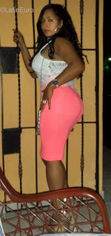 Date this voluptuous Dominican Republic girl Diana from Puerto Plata DO32466