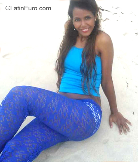 Date this cute Dominican Republic girl Gesi from Puerto Plata DO32488