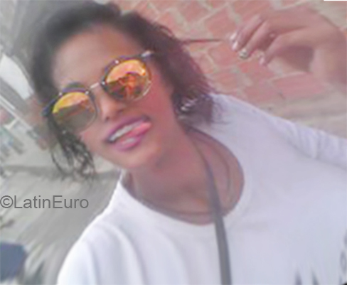 Date this exotic Venezuela girl Paola from Caracas VE1641