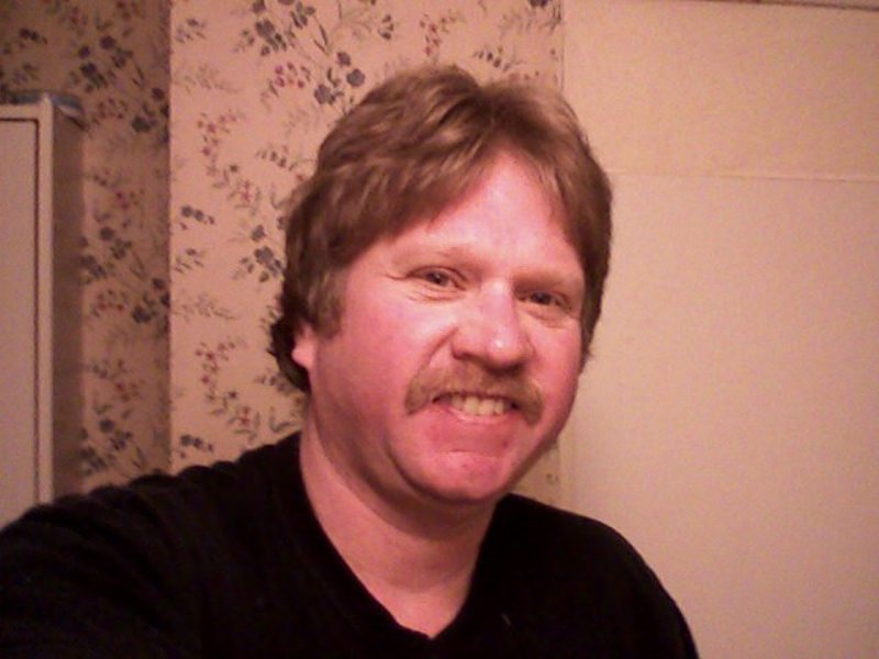 Date this sultry United States man GLEN from Norwich US19352