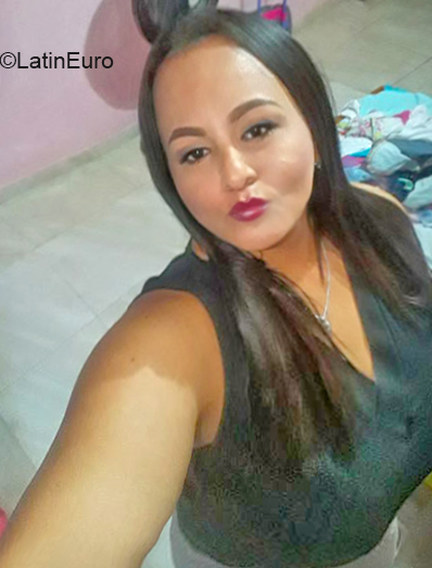 Date this cute Colombia girl Lisbeth from Cartagena CO23928