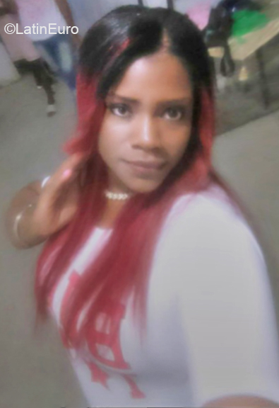 Date this hard body Dominican Republic girl Dianna from San Pero De Macoris DO32573