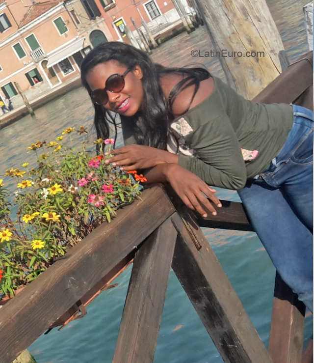 Date this attractive Colombia girl Kony from Bogota and San Andres CO24006