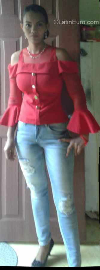 Date this gorgeous Dominican Republic girl Sarah from Puerto Plata DO32757