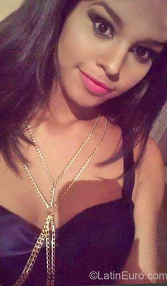 Date this georgeous Venezuela girl Cleudy from El Tigre VE1726