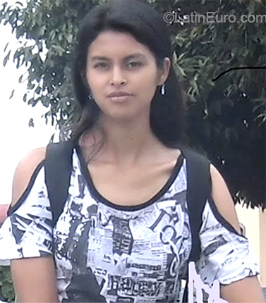 Date this funny Colombia girl Claudia from Popayan CO24053