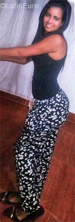 Date this attractive Venezuela girl Gabriela from Coro VE1827
