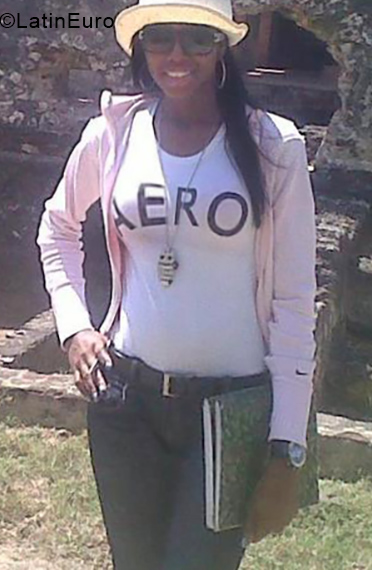 Date this exotic Dominican Republic girl Maria from Santo Domingo DO33232