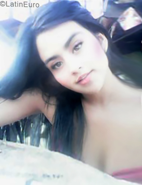 Date this georgeous Colombia girl Estefany from Medellin CO24170