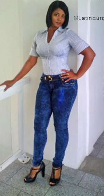 Date this funny Dominican Republic girl Josefina from Higuey DO33004