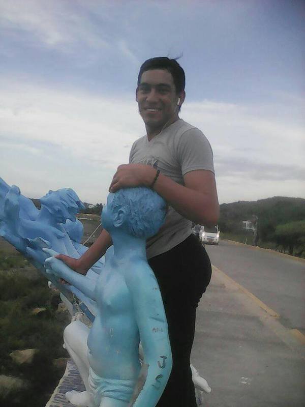 Date this good-looking Colombia man Manuel llanos from Bogota CO24205