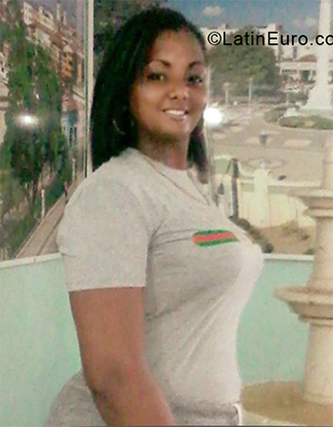 Date this sensual Cuba girl Lisandra from Santiago De Cuba CU472