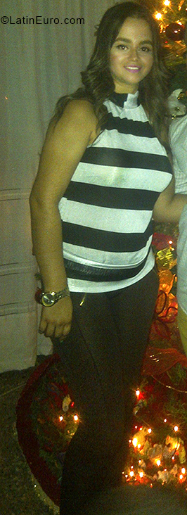 Date this lovely Venezuela girl Ismary from Barquisimeto VE1821