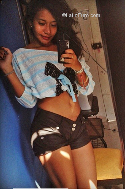 Date this beautiful Venezuela girl Katherine from Maracaibo VE2364