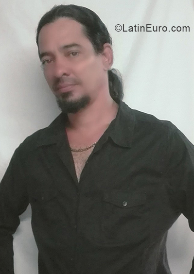 Date this passionate Cuba man Spiedra from santiago de cuba CU367