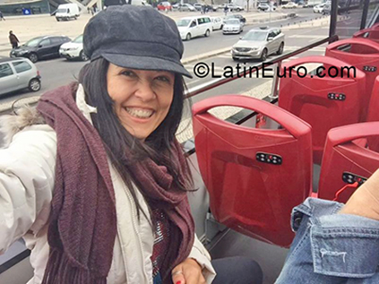 Date this nice looking Brazil girl Vera from Sao paulo BR10657