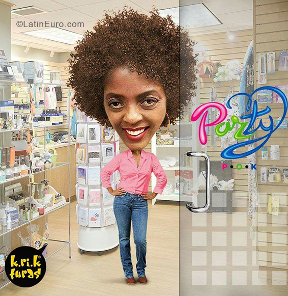 Date this happy Dominican Republic girl Jaqueline from Santo Domingo DO33121